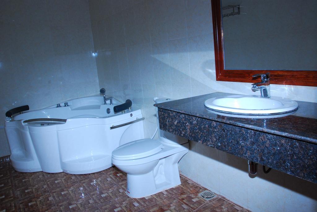 Emerald Bb Battambang Hotel Chambre photo