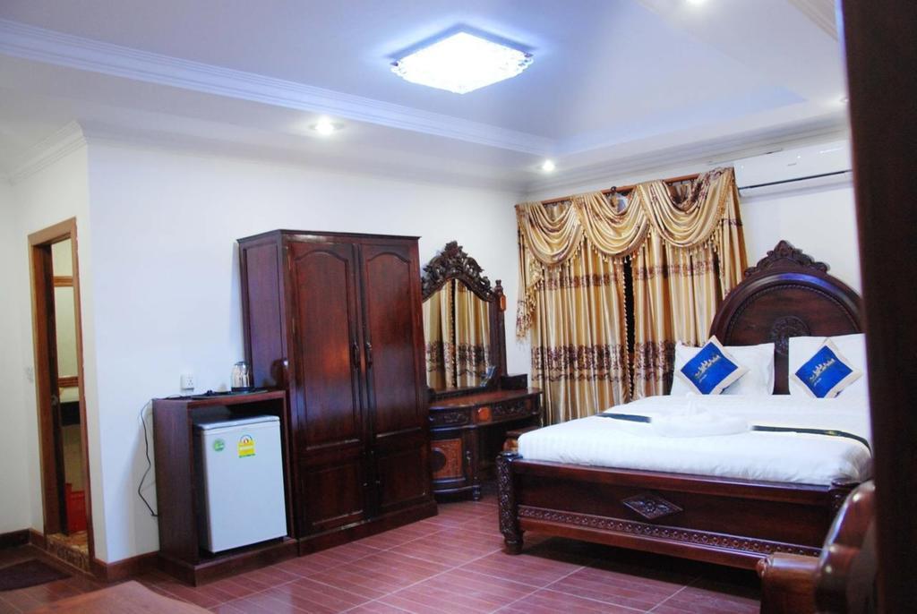 Emerald Bb Battambang Hotel Extérieur photo