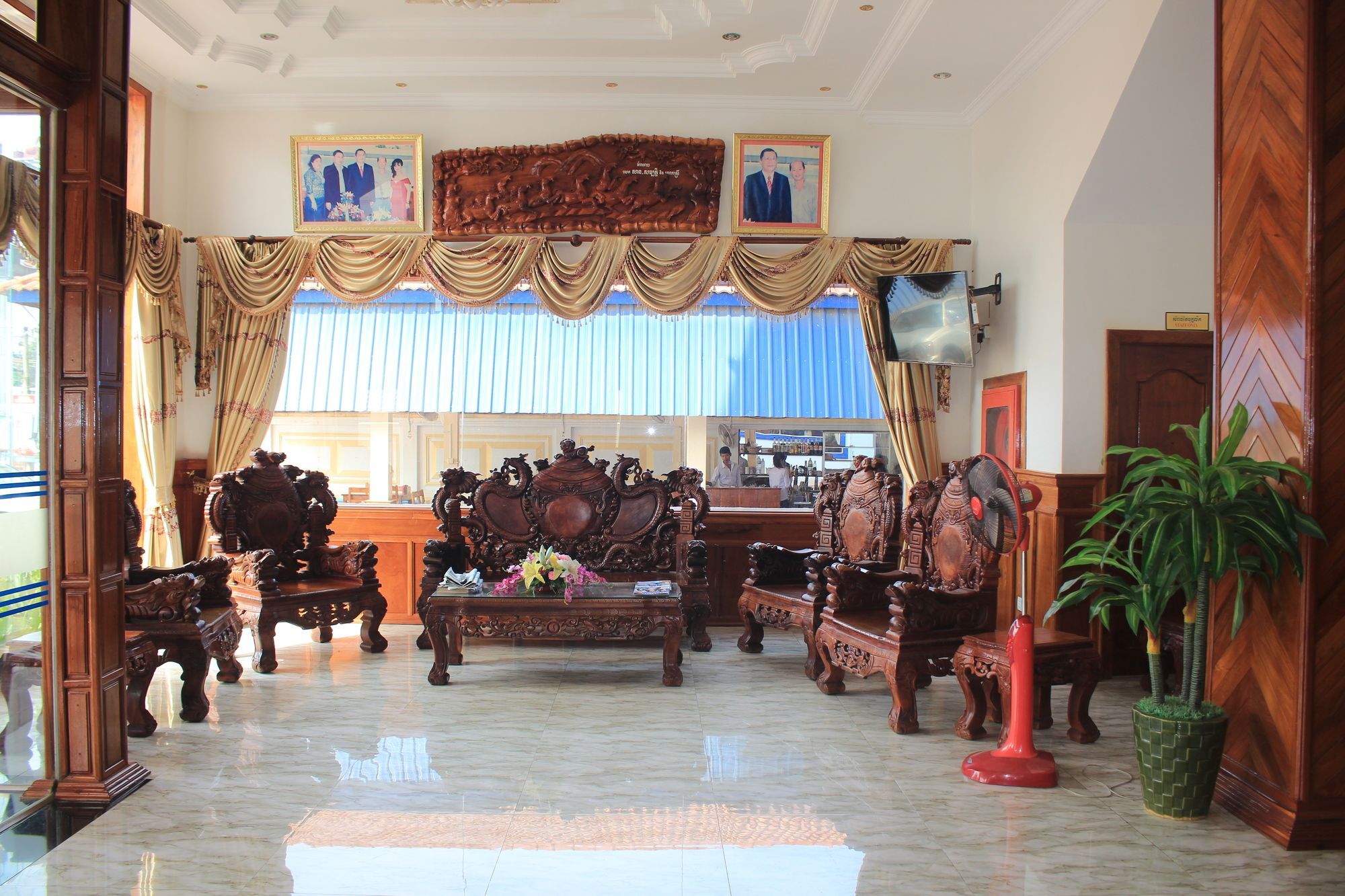 Emerald Bb Battambang Hotel Extérieur photo