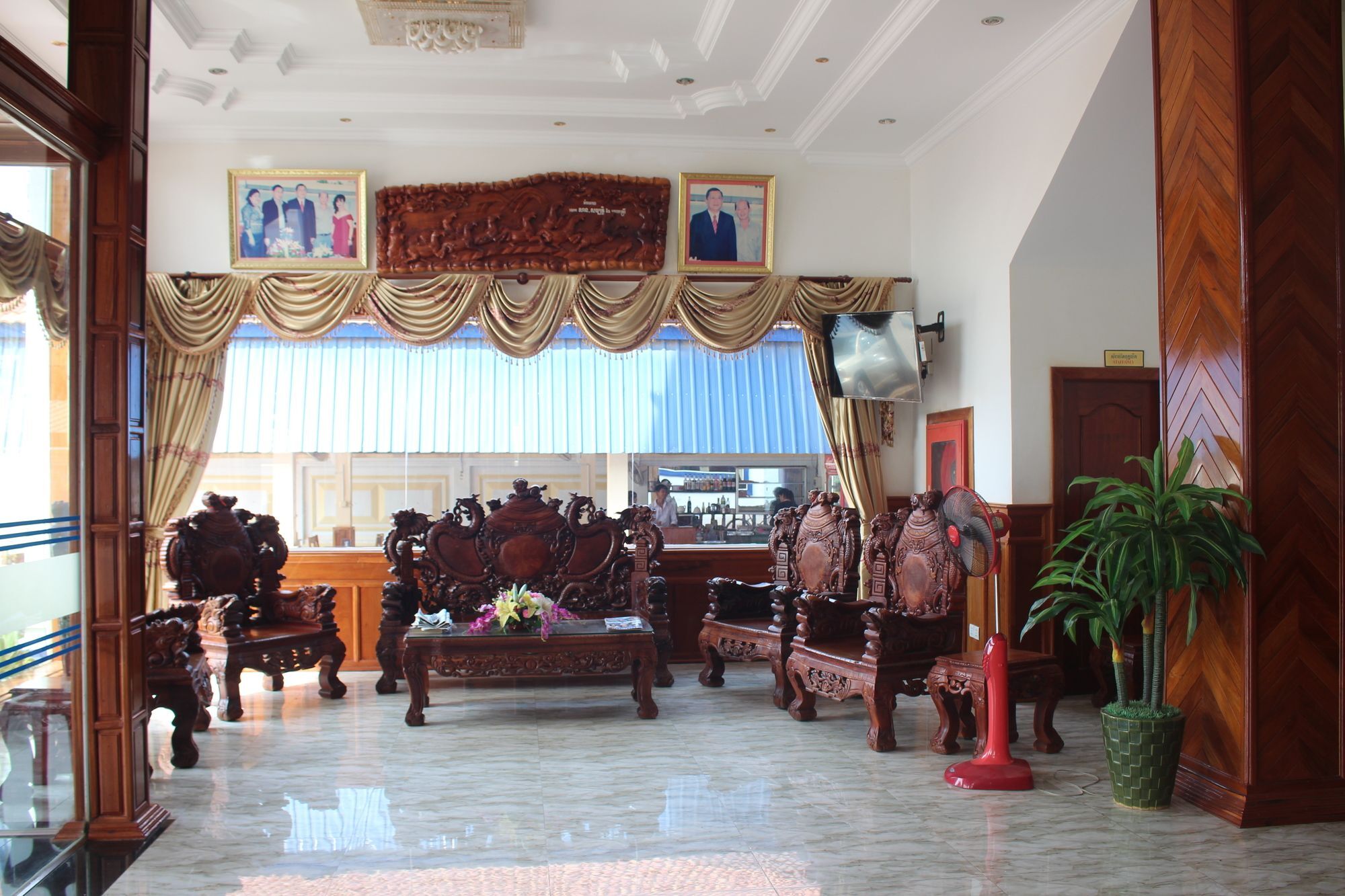 Emerald Bb Battambang Hotel Extérieur photo